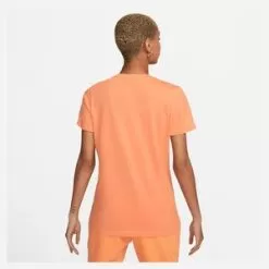 Nike Women's Sportswear Essential Tennis T-Shirt -Tennis Passion BV6169 871 1