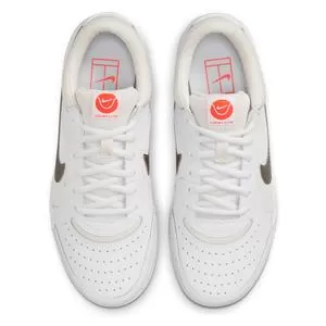 Nike Women's Zoom Lite 3 Tennis Shoes White And Metallic Pewter 4 Nike Women's Zoom Lite 3 Tennis Shoes White And Metallic Pewter - Image 4