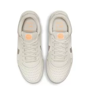 Nike Women's Zoom Lite 3 Tennis Shoes Sail And Sanddrift 2 Nike Women's Zoom Lite 3 Tennis Shoes Sail And Sanddrift - Image 2